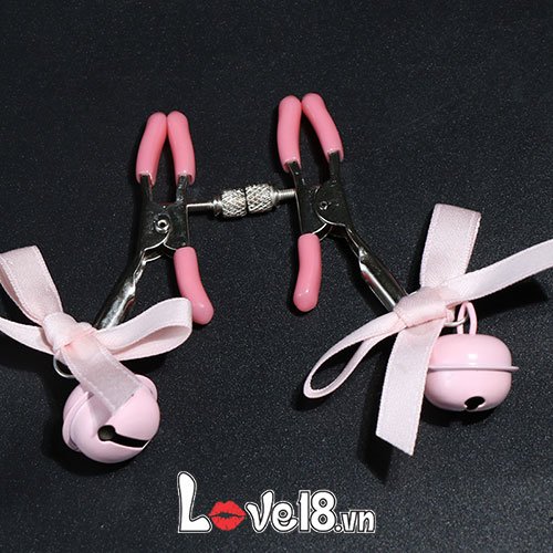 Bộ kẹp vú bạo dâm đính nơ lục lạc hấp dẫn kích thích mua ngay