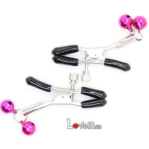 Bộ Kẹp Vú Có Bi Kích Thích Cực Mạnh - Dụng Cụ Bạo Dâm