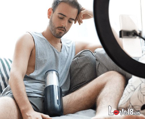 Máy thủ dâm Svakom Alex Neo cao cấp Điều khiển App Pin lâu