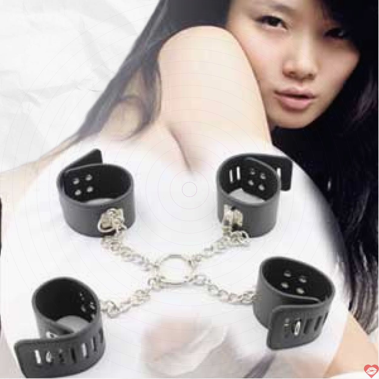 Đồ chơi bạo dâm còng tay chân tạo cảm giác mạnh mẽ