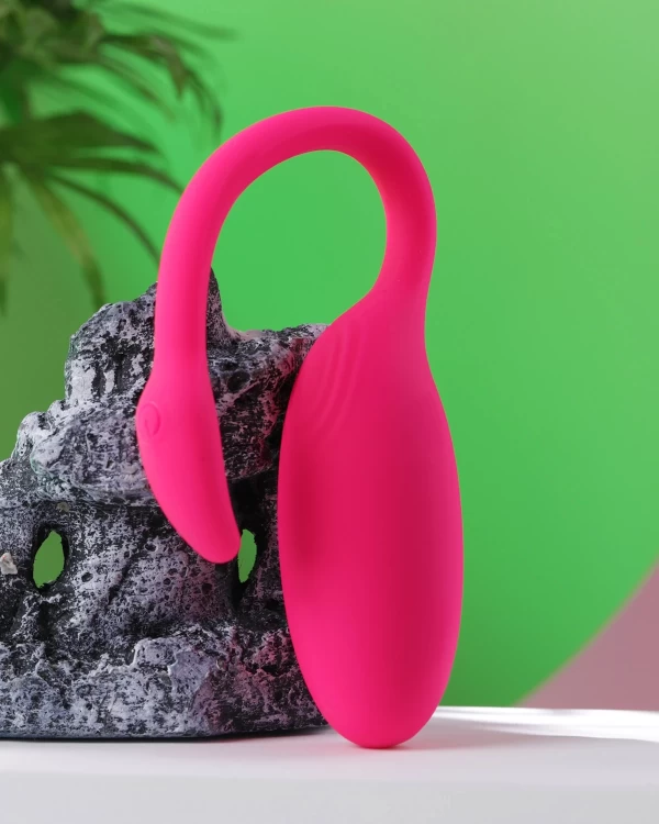 Thiên nga Flamingo điều khiển từ xa bằng điện thoại
